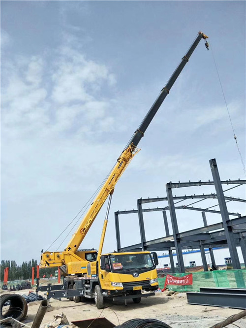 红古区超高层建筑钢结构吊装案例
